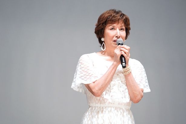 主演の高畑淳子は「シャンソンは歌わない方が…」と躊躇していたという