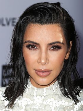 キム・カーダシアン、雑誌で現在の政治について語る