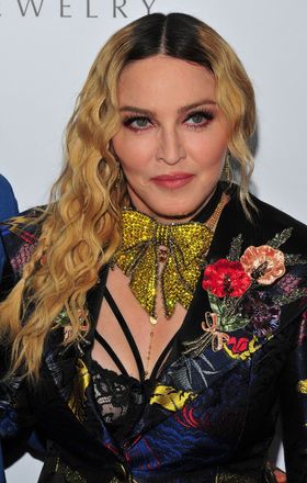 マドンナ、息子のためポルトガルに移住