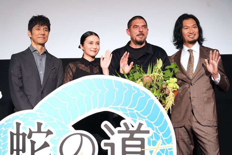 柴咲コウ、ダミアン・ボナールのサプライズ登場に感激！映画『蛇の道』舞台挨拶でフランス語も披露