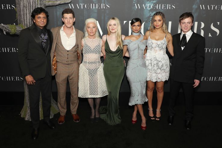 ニューヨークでのワールドプレミアに、シャマラン父娘とキャスト陣が集結！