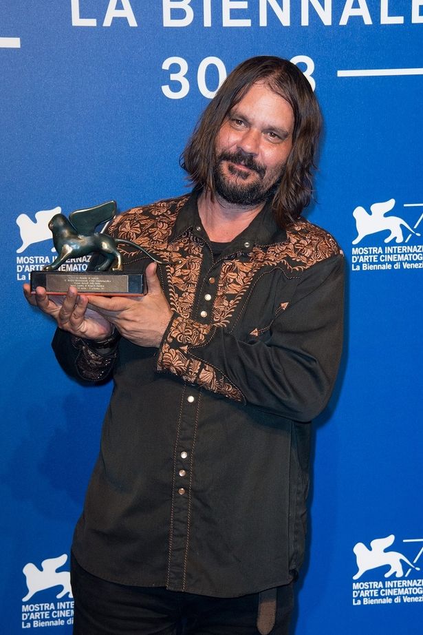 『カストディ(原題)』で監督賞にあたる銀獅子賞に選ばれたグザヴィエ・ルグラン監督