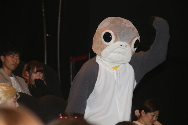 会場に新キャラ、ポーグのコスプレをしている人を発見！