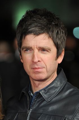 ノエル、テロ犠牲者追悼ライブで泣いてない？