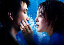 南北分断をめぐるスパイアクションの金字塔であり、珠玉のラブストーリーでもある『シュリ』が蘇る