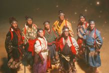 「南総里見八犬伝」にまつわる物語を新たに映像化した『八犬伝』の魅力を原作ファンの声からひも解く！