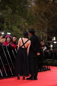 綾瀬はるか、米倉涼子、橋本愛、鞘師里保…美デコルテ＆美脚輝く