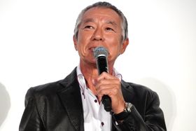 織田裕二 ポストカード3枚 ステッカー2枚 しおり1枚 広告2点 非売品 Yahoo!オークション - 即決 美品 初回限定盤 CD+DVD 帯