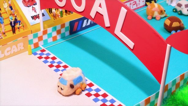 いたるところに名作風のポスターが登場するなど、細部まで作り込まれている
