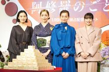  Netflixシリーズ「阿修羅のごとく」(2025年1月9日より独占配信)の完成報告会に出席した宮沢りえ、尾野真千子、蒼井優、広瀬すず