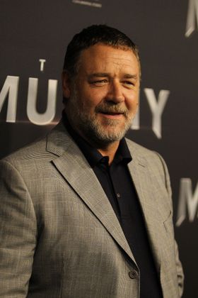 ラッセル・クロウ、体型がすっかりぽっちゃりに