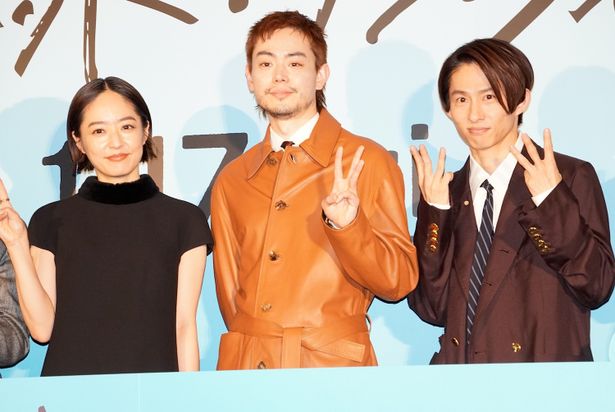 『サンセット・サンライズ』完成披露試写会で井上真央、「頭のなかで『虹』が流れました」と菅⽥将暉のスター性をべた褒め