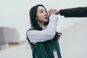 非正規教師のシミンが猫のマスクを被った理由とは？『勇敢な市民』は公開中