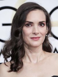 ウィノナライダー  直筆サイン ウィノナ・ライダー直筆サイン入り超大型写真…Winona Ryder