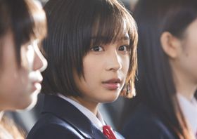 『ちはやふる』(16)や『チアダン』(17)などでも高校生を演じた、広瀬すずが『先生！ 、、、好きになってもいいですか？』で先生に恋する少女を好演
