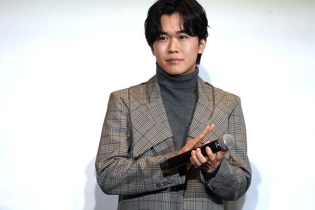 どの世代にも届く映画と実感していると語った鈴木