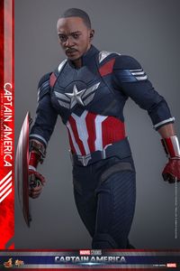 シリーズ4作目が公開!空飛ぶ新スーツのキャプテン・アメリカの シリーズ4作目が公開!空飛ぶ新スーツのキャプテン・アメリカの
