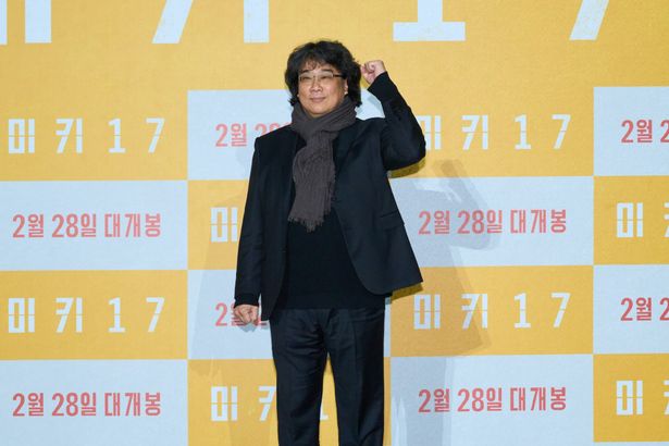 ポン・ジュノ監督の母国である韓国では2月28日より全世界で最初に公開を迎える