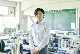 『見える子ちゃん』SixTONES京本大我の出演決定！みこが通う高校の謎めいた教師役
