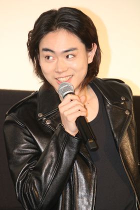 菅田将暉が『あゝ、荒野』後篇の初日舞台挨拶に登壇