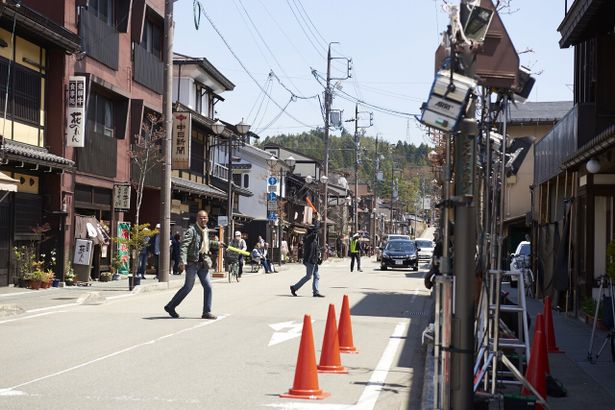 「バグ・パイプ」の目の前の通り。有名な観光地「三町」のすぐ近くにあります