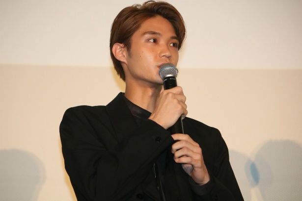 黒瀬歩役の磯村勇斗