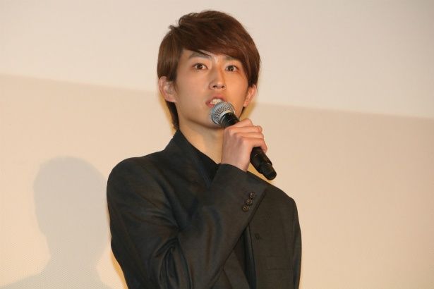 悠埜佳斗役の杉野遥亮