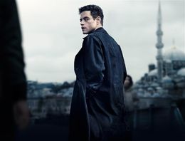 1位は、ラミ・マレック演じる内気なCIA分析官が主人公の『アマチュア』