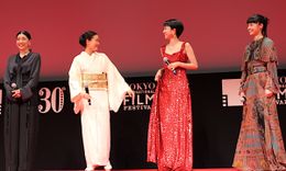 安藤サクラ、蒼井優、満島ひかり、宮崎あおいが揃って登場！