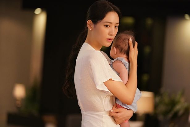 助演女優賞にノミネートされている『満ち足りた家族』のクローディア・キム