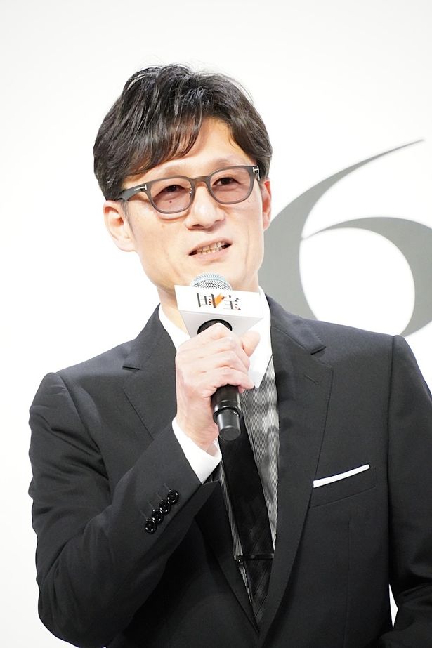 メガホンをとった李相日監督