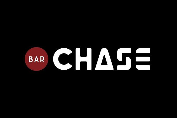 「Bar CHASE」の営業時間は19:00～23:00。定休日は月、火とのこと。