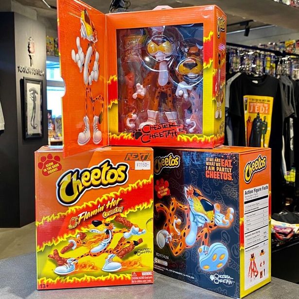 高円寺店取り扱い商品の一例「Cheetos チートス/ チェスターチーター（フレーミングホット Ver.） 6インチ アクションフィギュア」
