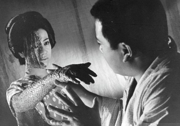 上映される59作品のうち、18作品がニュープリントでの上映！(画像は『怪談 蛇女』より)