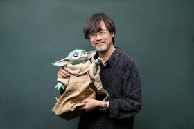 私物の実物大グローグーを手に、山崎貴監督が全力で「スター・ウォーズ」愛を語る！