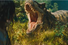 陸、海、空の3大恐竜のDNAを採取するという危険極まりないミッションが描かれる(『ジュラシック・ワールド／復活の大地』)