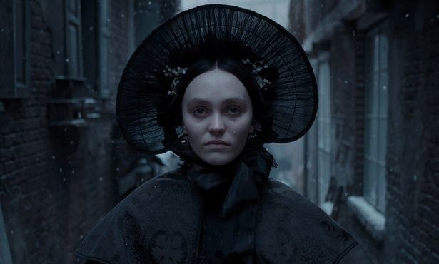 リリー＝ローズ・デップが吸血鬼にねらわれるヒロインを演じる『ノスフェラトゥ』