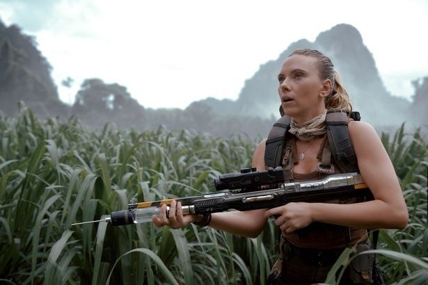 スカーレット・ヨハンソンが特殊工作員ゾーラを演じる『ジュラシック・ワールド／復活の大地』