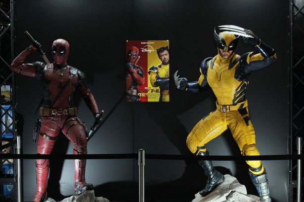 『デッドプール＆ウルヴァリン』のスタチュー