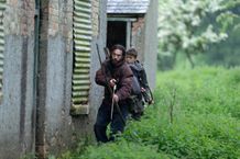 感染者が28年後も生き延びていたら？『28年後...』監督＆脚本家が語る特別映像＆日本語版本予告