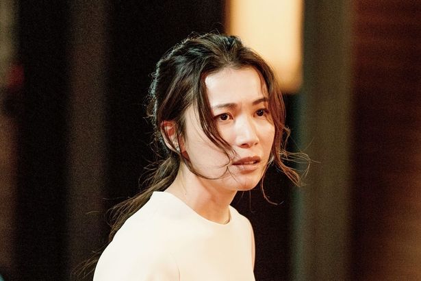 大切な娘を突然失い、喪失感に苛まれた母親はある目的のため差入店を訪れる