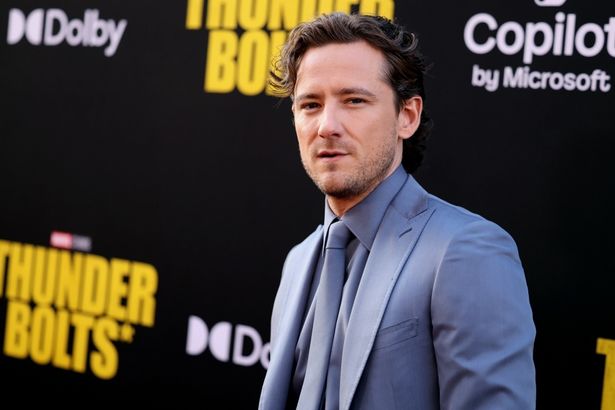 史上最大の敵、セントリーを演じたルイス・プルマン