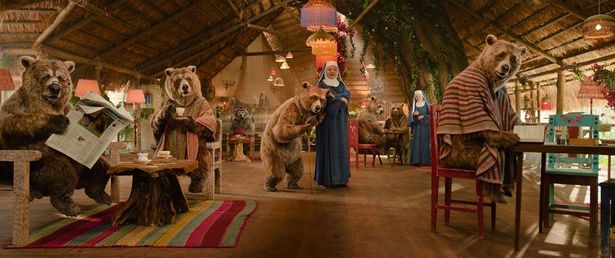 高齢クマのための老グマホーム(『パディントン 消えた黄金郷の秘密』)