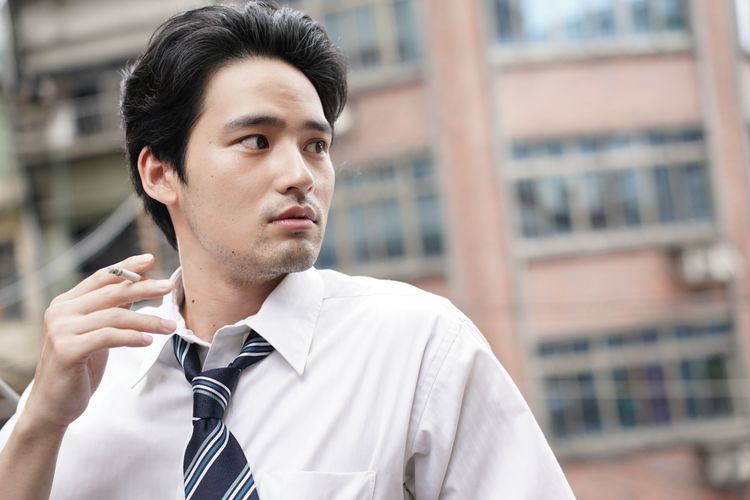 水上恒司26歳の誕生日！『九龍ジェネリックロマンス』大人の色気と無邪気な素顔を捉えた場面写真＆オフショット