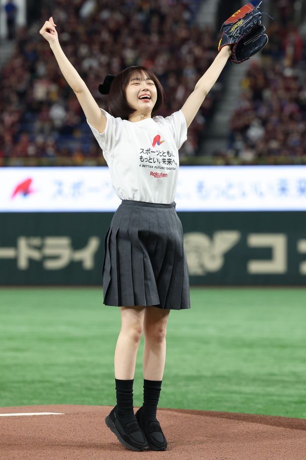 笑顔のなえなの