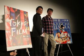 左から映画評論家の町山智浩、原恵一監督