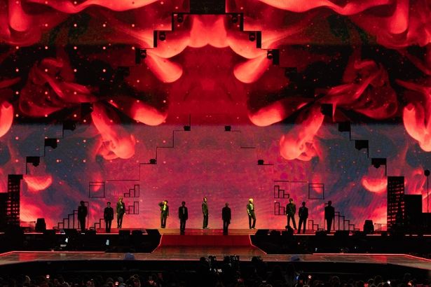 4度目のワールドツアーから、幕開けとなる韓国・高陽公演の模様を収録している