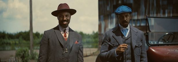 マイケル・B・ジョーダンが一人二役で主人公スモークとスタックを演じる