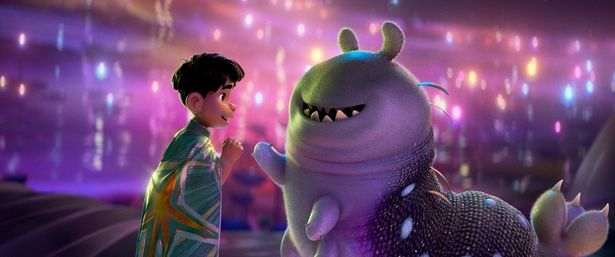 ディズニー＆ピクサー最新作『星つなぎのエリオ』奇跡を起こす2人の“少年”の姿を収めた日本版本ポスター＆場面写真(画像1/6)