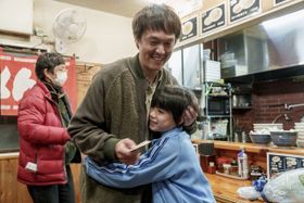 『金子差入店』のメイキング写真が解禁